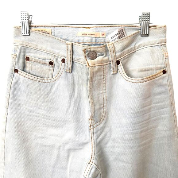 LEVIS Wedgie Straight Denim Light Wash Sz 25 - Picture 5 of 6
